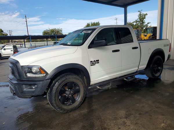 2020 RAM 1500 CLASSIC SLT — Front 3/4