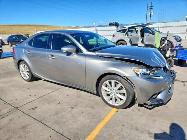 2015 LEXUS IS