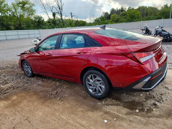 2024 HYUNDAI ELANTRA