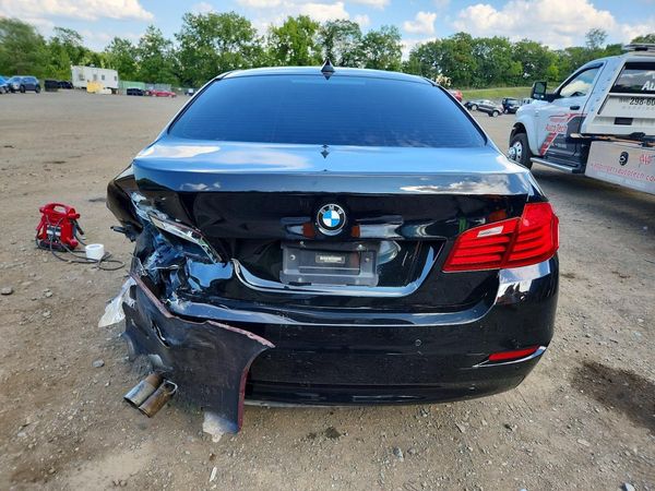 2016 BMW 528
