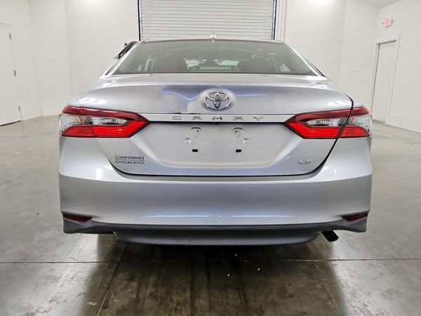 2022 TOYOTA CAMRY LE
