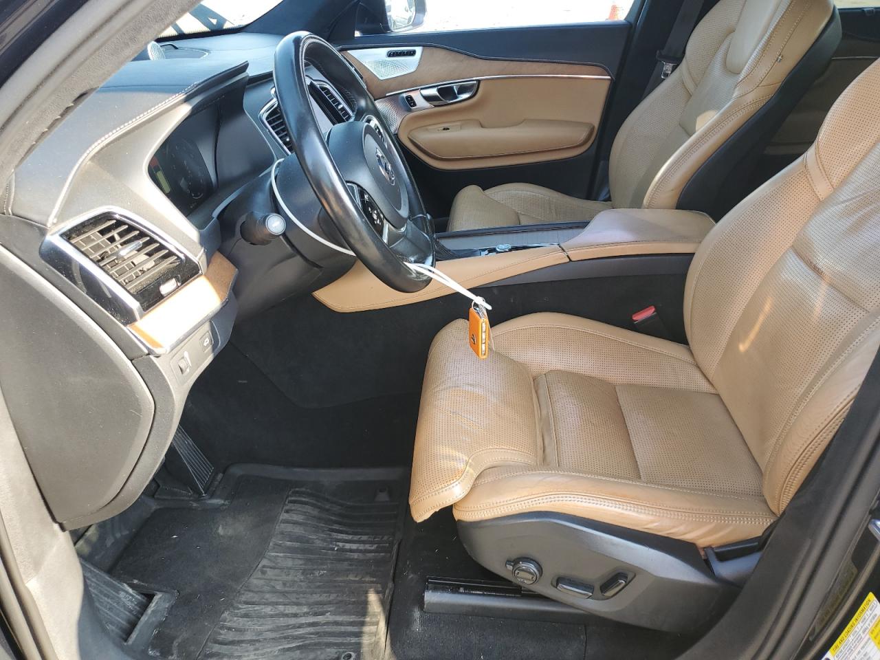 2017 VOLVO XC90 Inscription