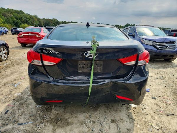 2013 HYUNDAI ELANTRA — DIRR