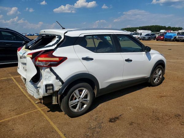 2019 NISSAN KICKS