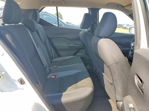 2019 NISSAN KICKS