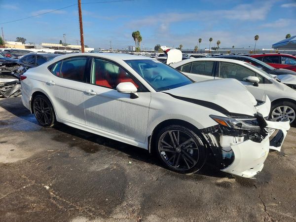 2026 TOYOTA CAMRY