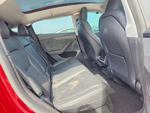 2026 TESLA MODEL Y