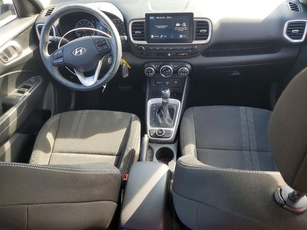 2021 HYUNDAI VENUE SEL & Denim