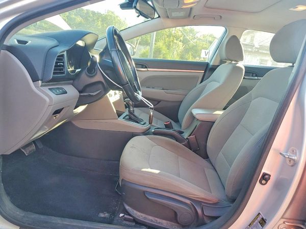 2019 HYUNDAI ELANTRA