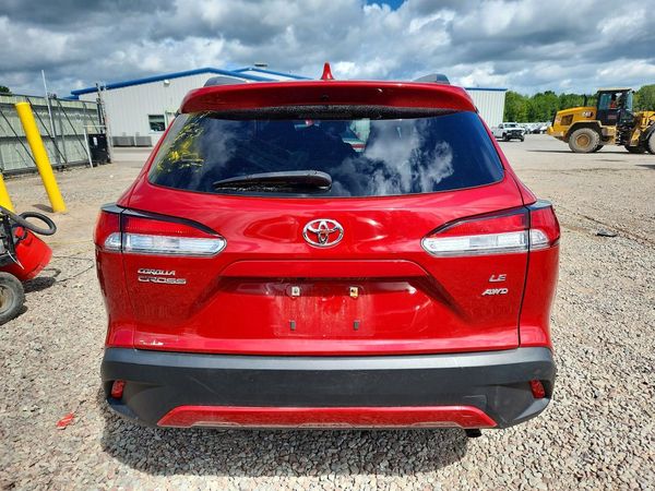 2023 TOYOTA COROLLA CROSS LE