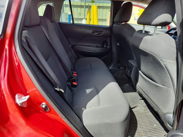 2023 TOYOTA COROLLA CROSS LE