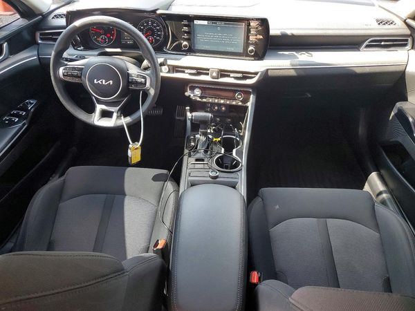 2022 KIA K5