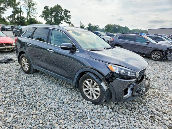 2017 KIA SORENTO L, LX