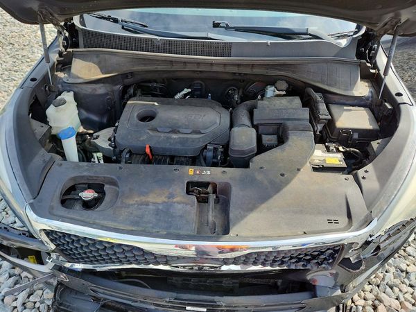2017 KIA SORENTO L, LX