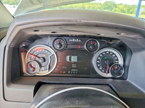 2018 RAM 1500 SLT