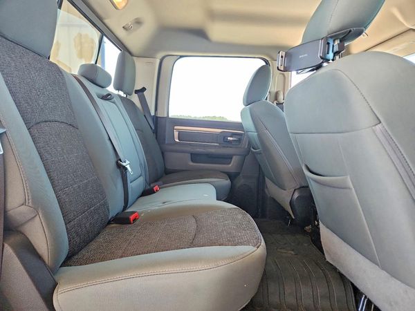 2018 RAM 1500 SLT