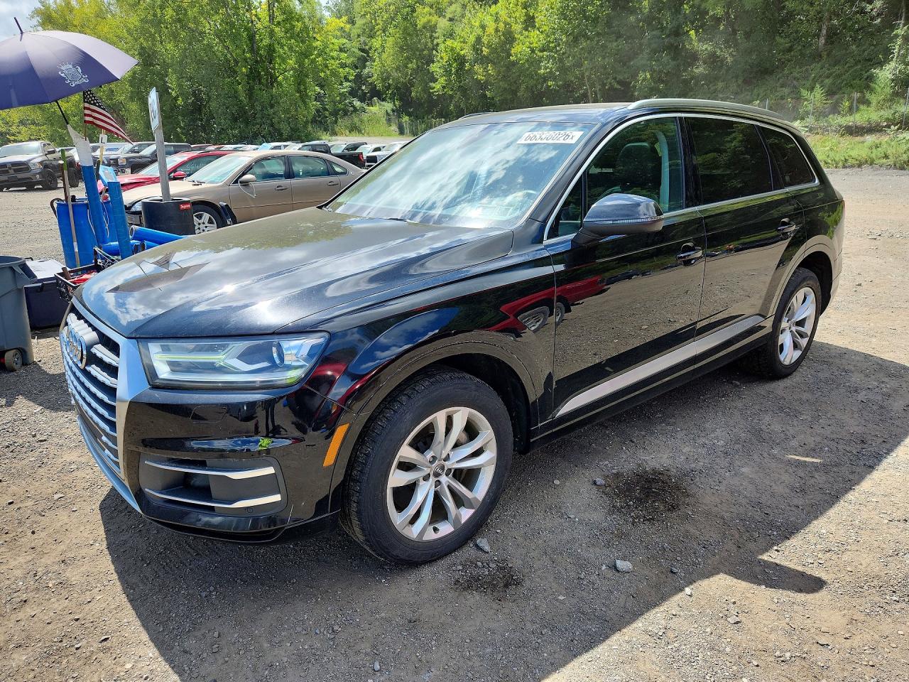 2017 AUDI Q7 quattro Premium Plus