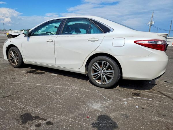 2017 TOYOTA CAMRY