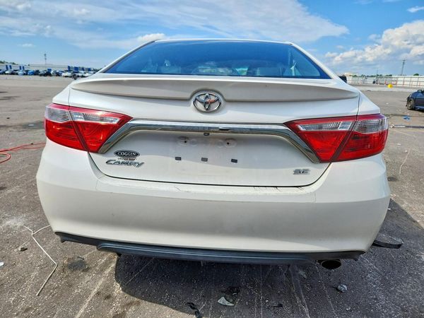 2017 TOYOTA CAMRY