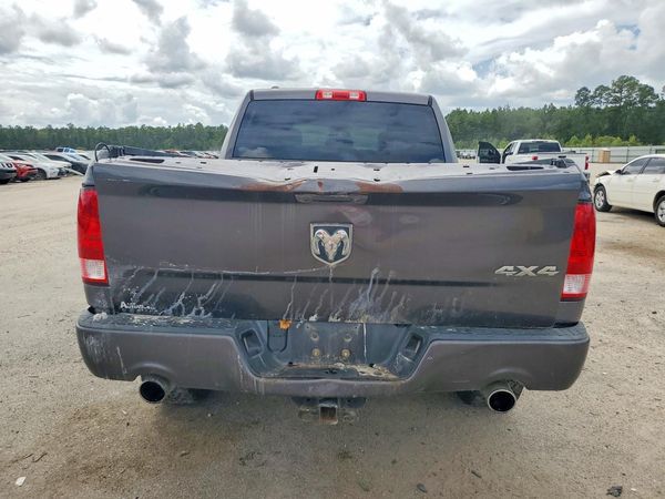 2017 RAM 1500 ST