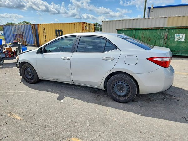 2014 TOYOTA COROLLA L/LE
