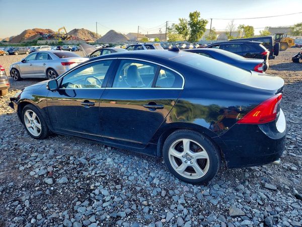 2013 VOLVO S60