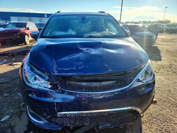 2020 CHRYSLER PACIFICA