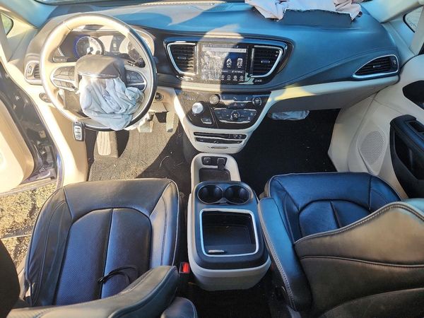 2020 CHRYSLER PACIFICA