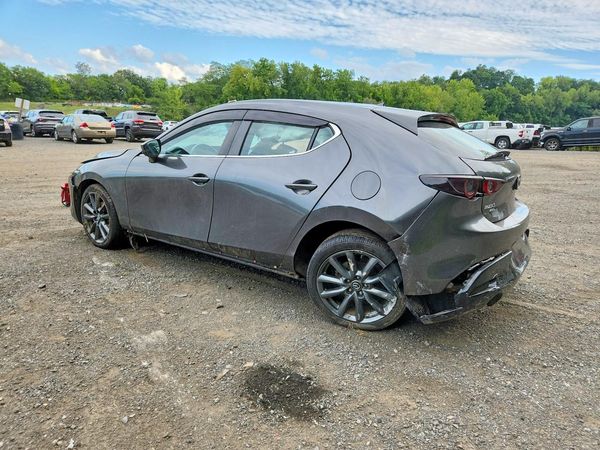 2020 MAZDA 3
