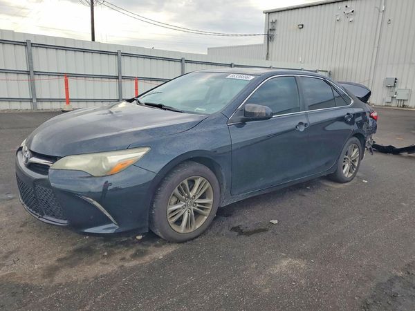 2016 TOYOTA CAMRY