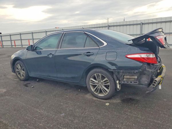 2016 TOYOTA CAMRY