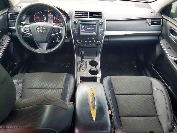 2016 TOYOTA CAMRY
