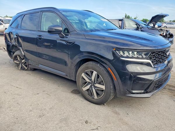 2022 KIA SORENTO