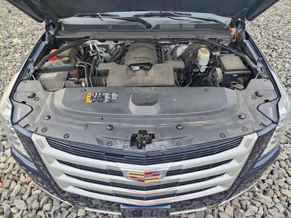 2018 CADILLAC ESCALADE
