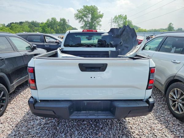 2024 NISSAN FRONTIER
