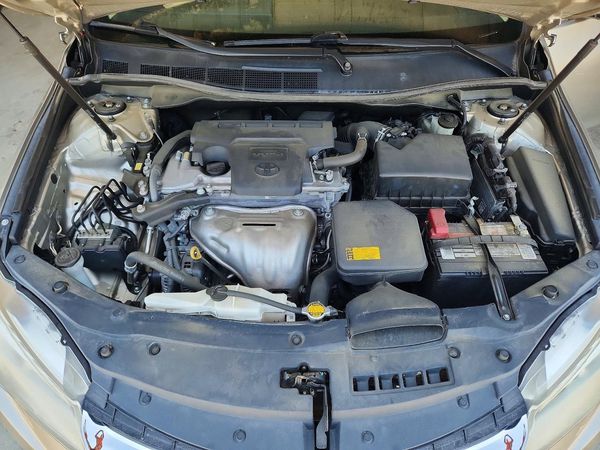 2015 TOYOTA CAMRY