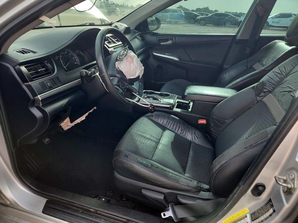 2014 TOYOTA CAMRY