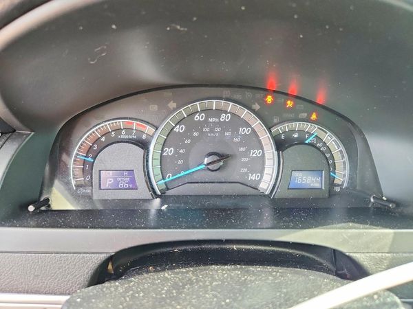 2014 TOYOTA CAMRY