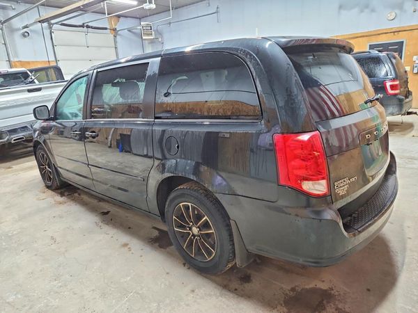 2015 DODGE GRAND CARAVAN SE