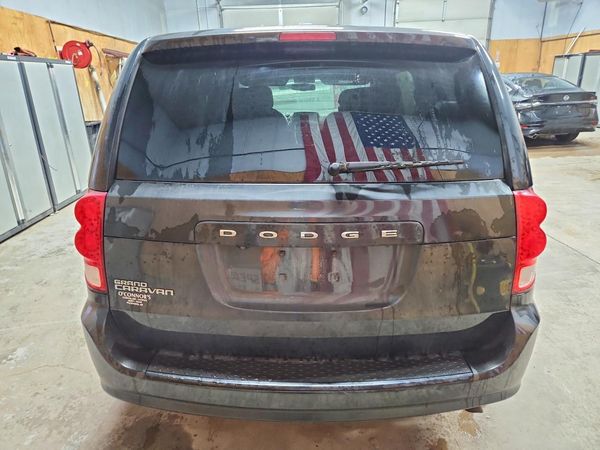 2015 DODGE GRAND CARAVAN SE