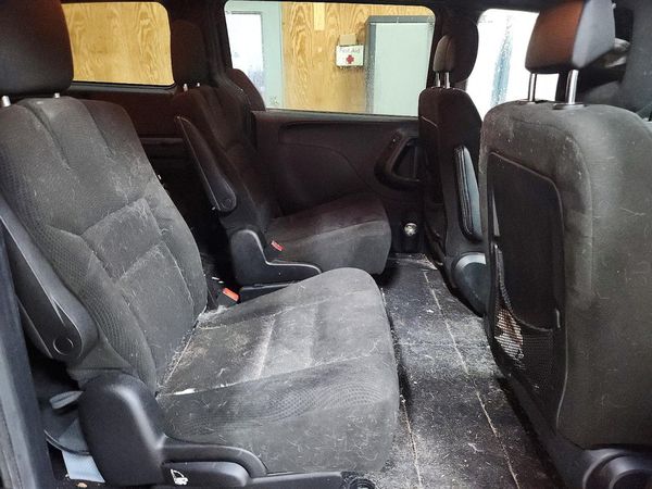 2015 DODGE GRAND CARAVAN SE