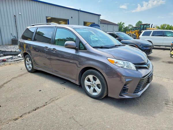 2020 TOYOTA SIENNA