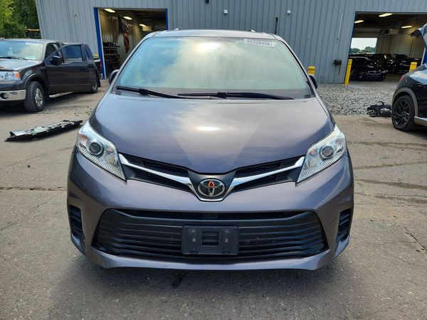 2020 TOYOTA SIENNA