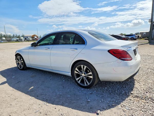 2015 MERCEDES-BENZ C