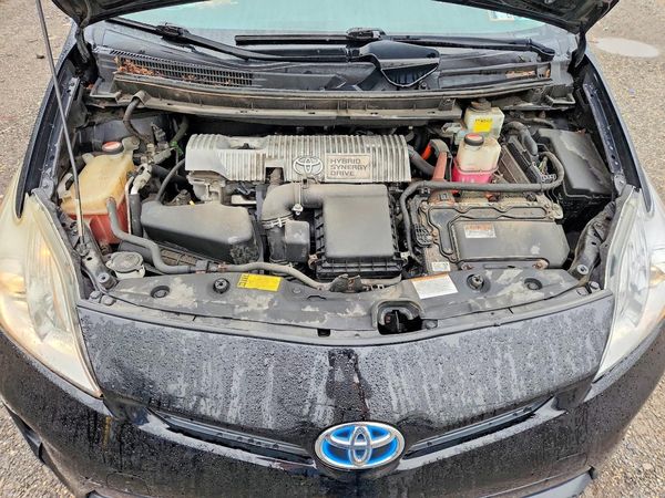 2015 TOYOTA PRIUS