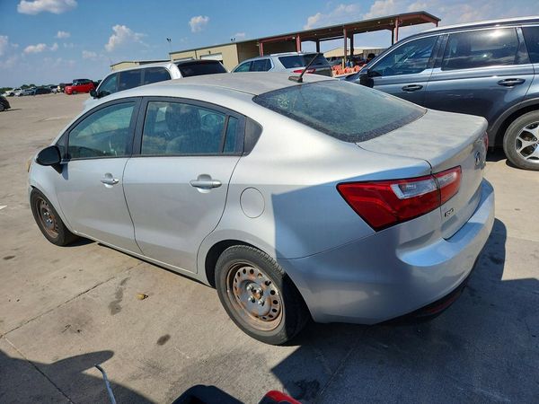 2014 KIA RIO