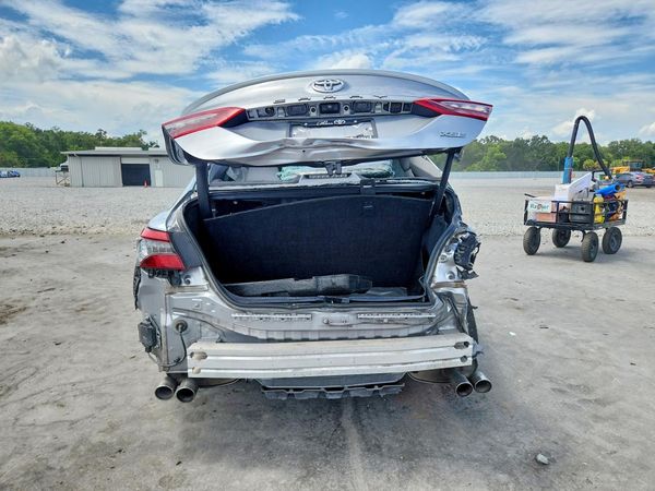 2024 TOYOTA CAMRY