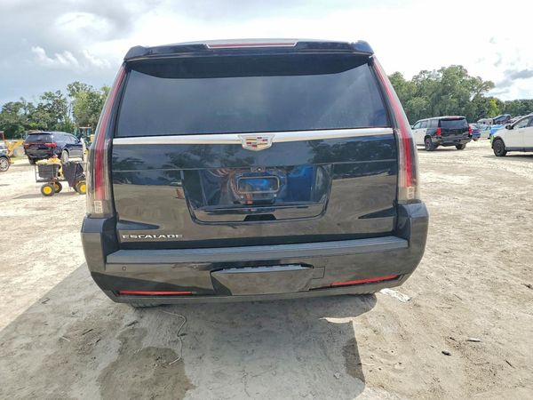 2019 CADILLAC ESCALADE