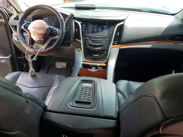 2019 CADILLAC ESCALADE