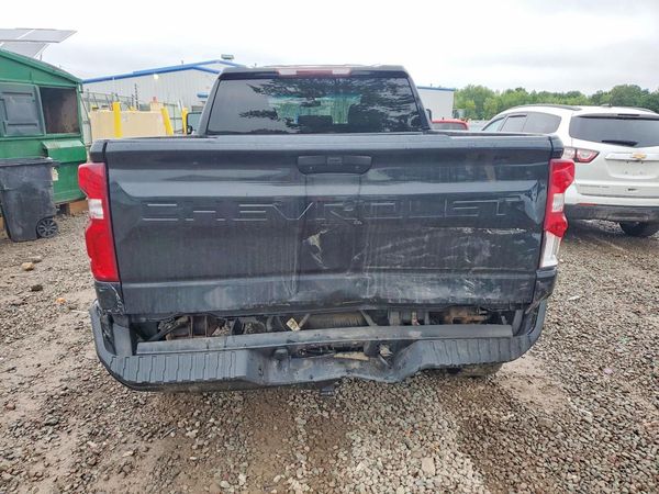 2021 CHEVROLET SILVERADO RST